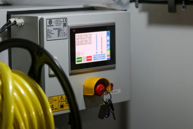 automatic water pump controller installation